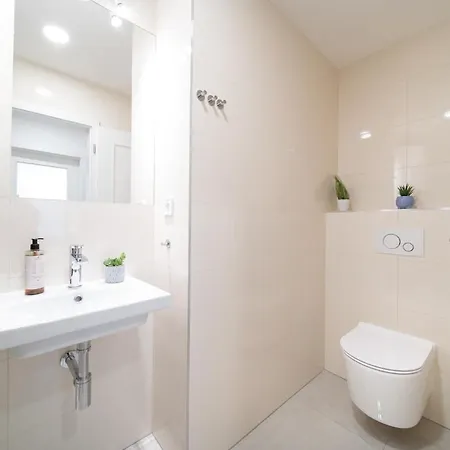 Cavallo Penthouse Xl Balcony Center Praag